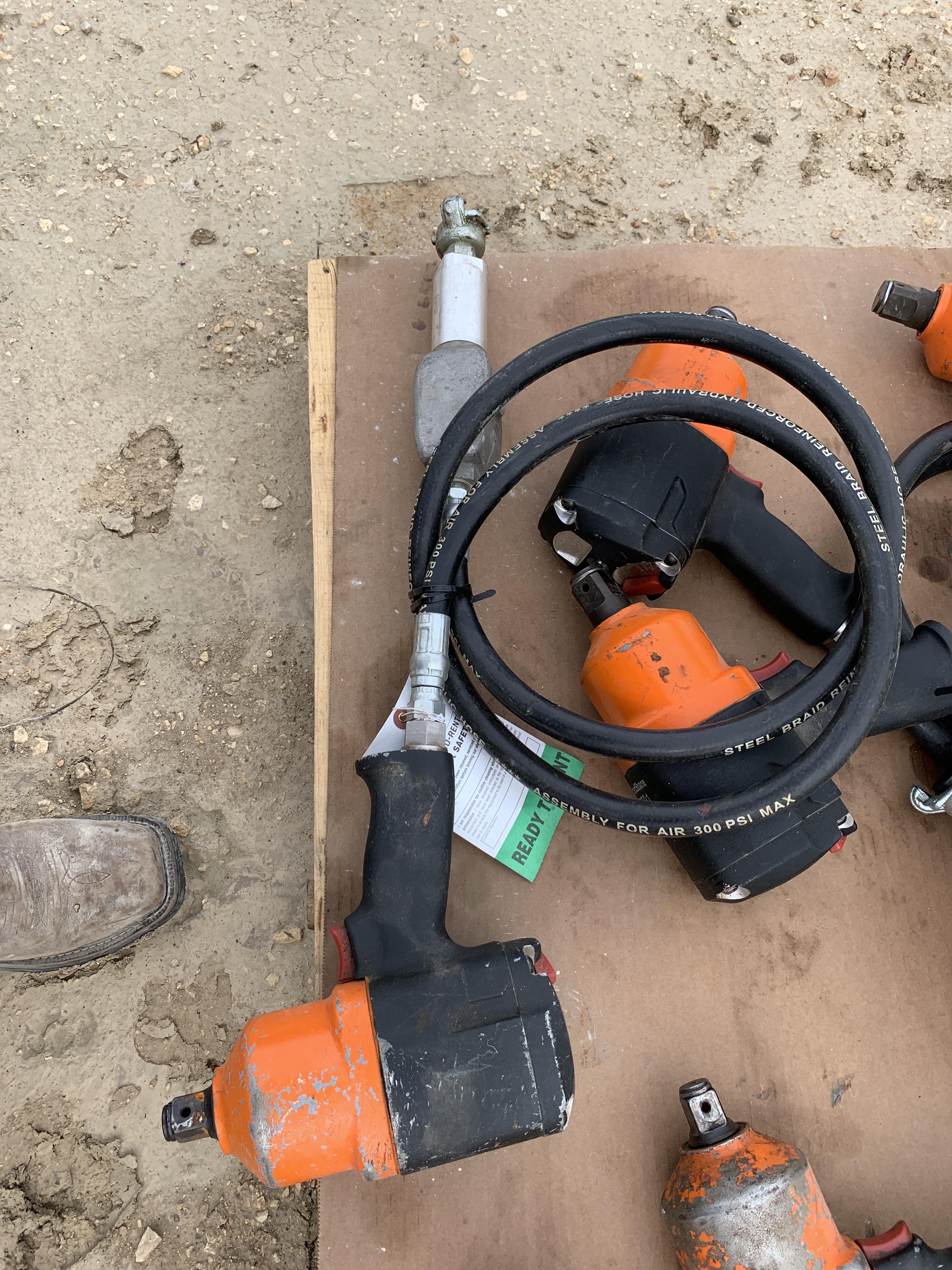 2020 MICHIGAN PNEUMATIC 750SS