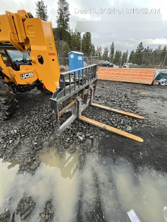 2022 JCB 332/E5286