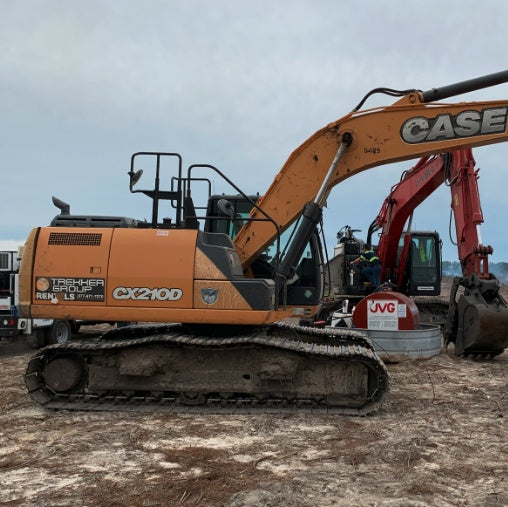 2016 CASE CX210D