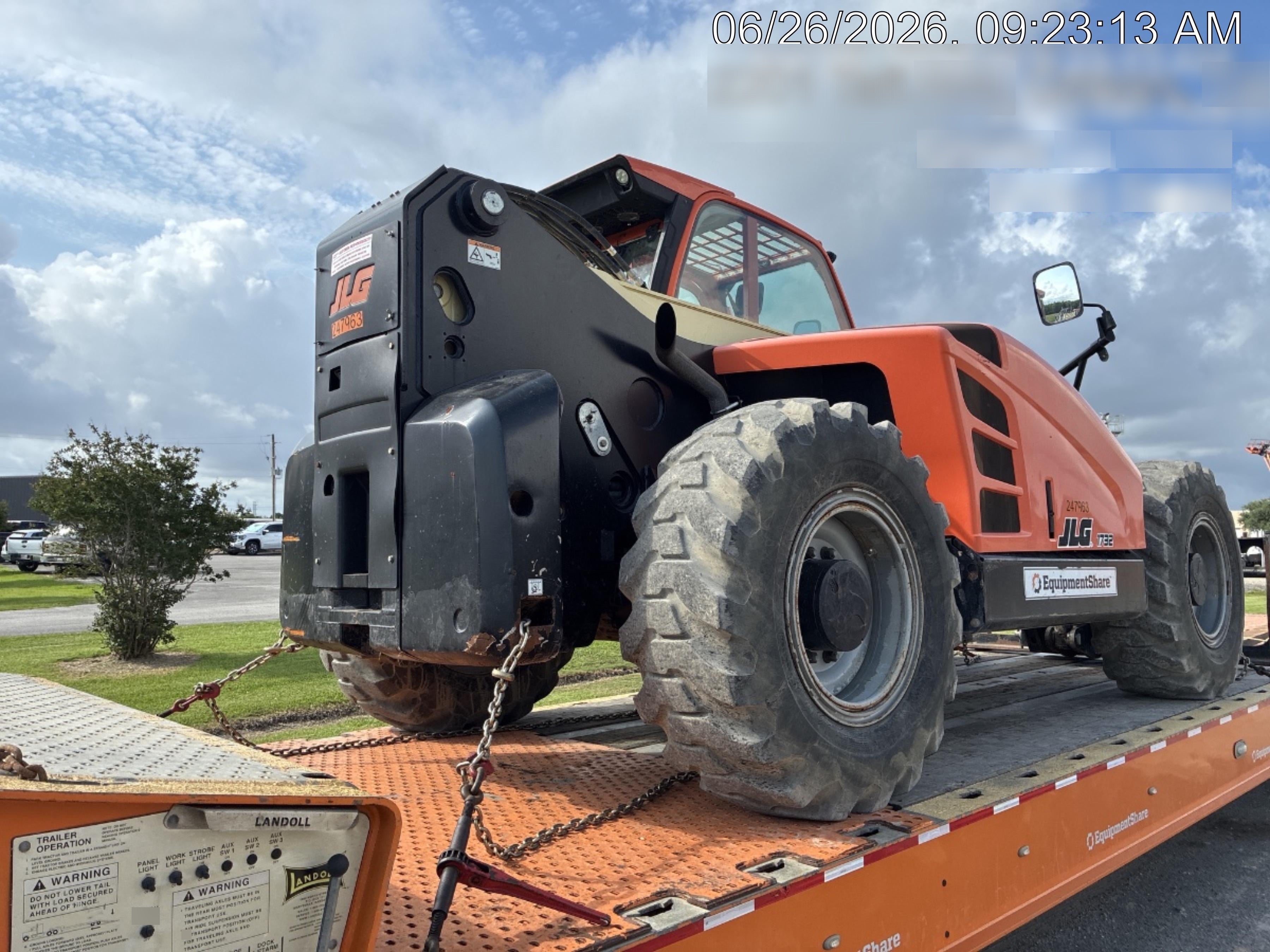2022 JLG 1732