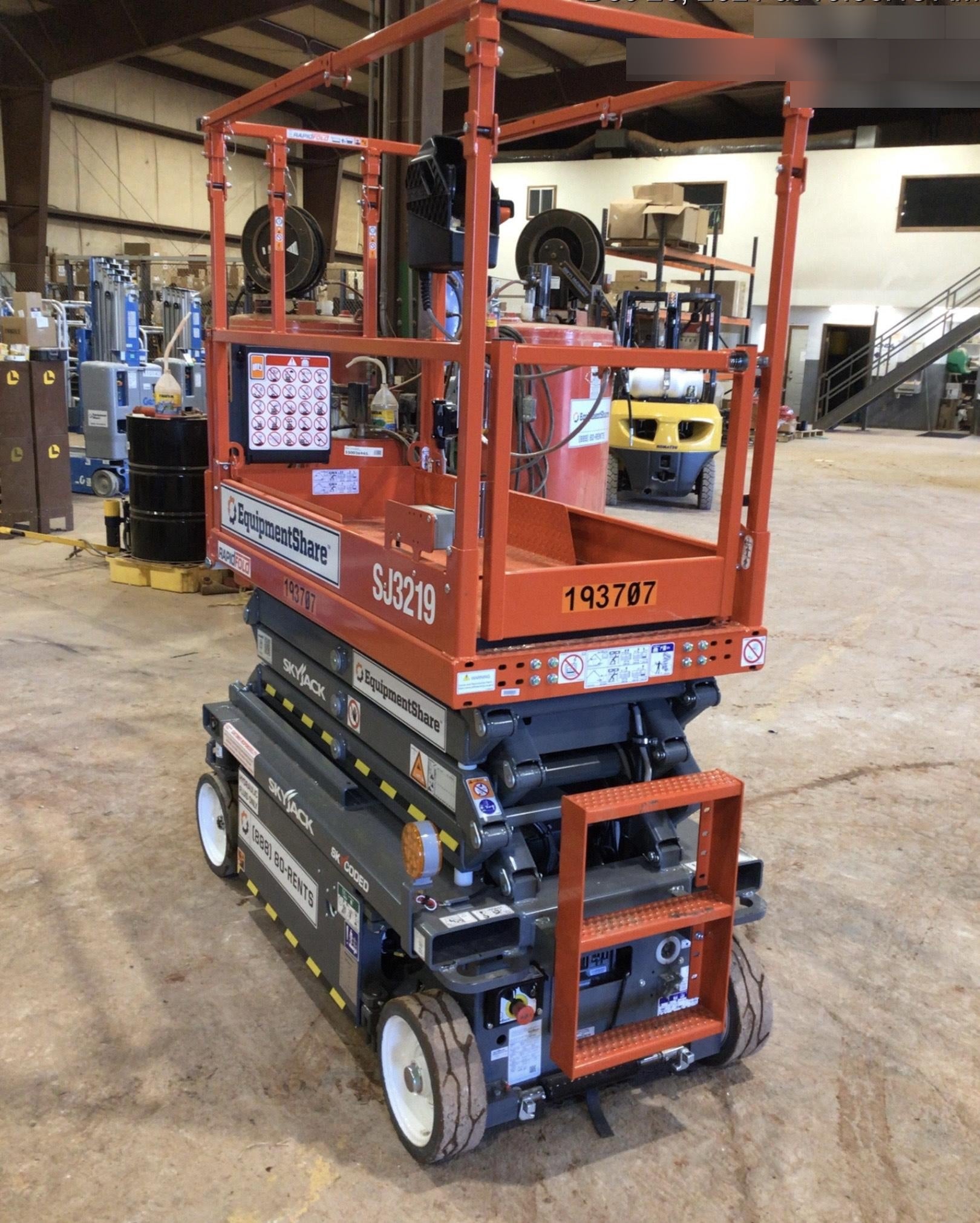 2021 SKYJACK SJ3219