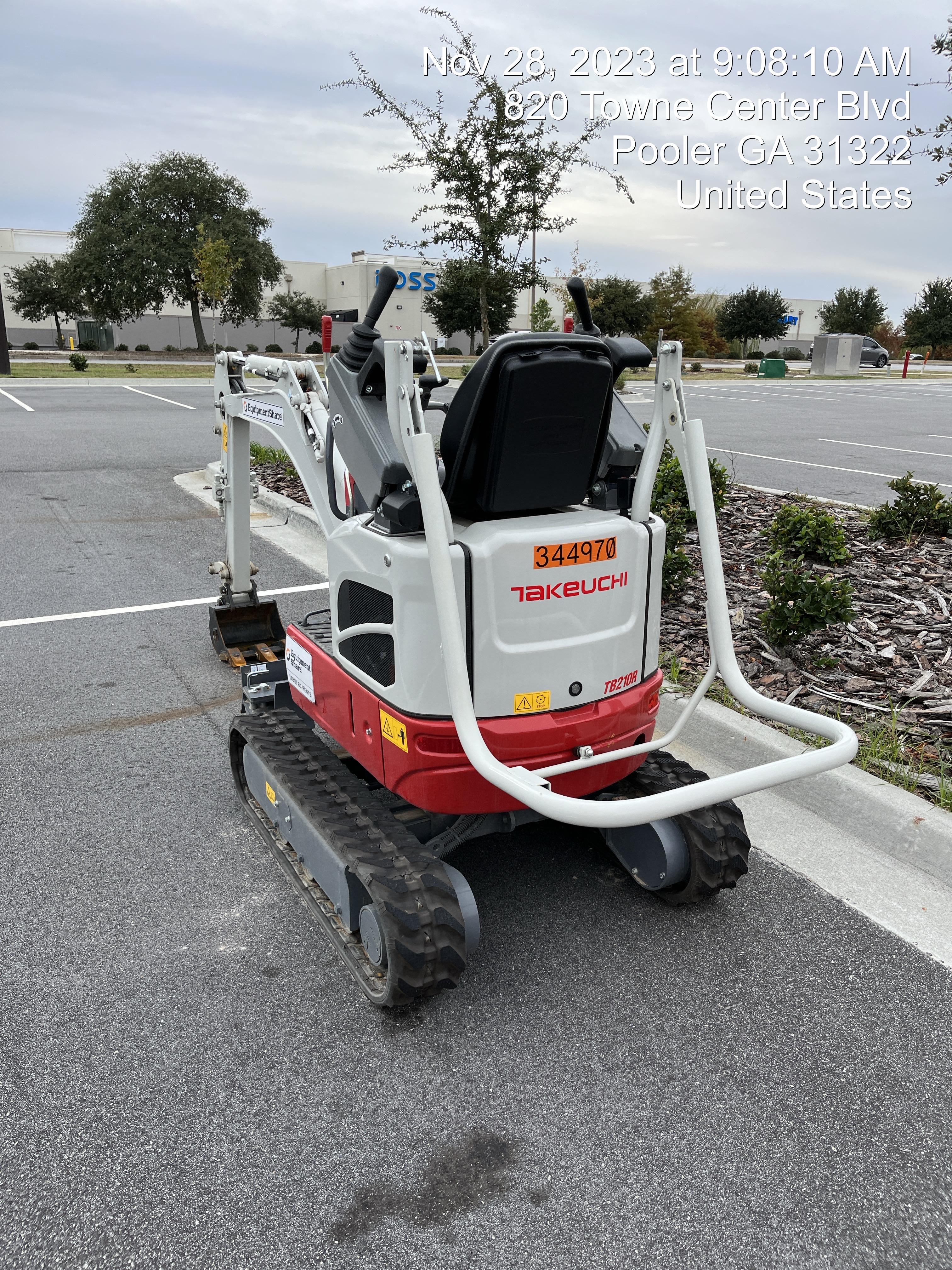 2023 TAKEUCHI TB210R