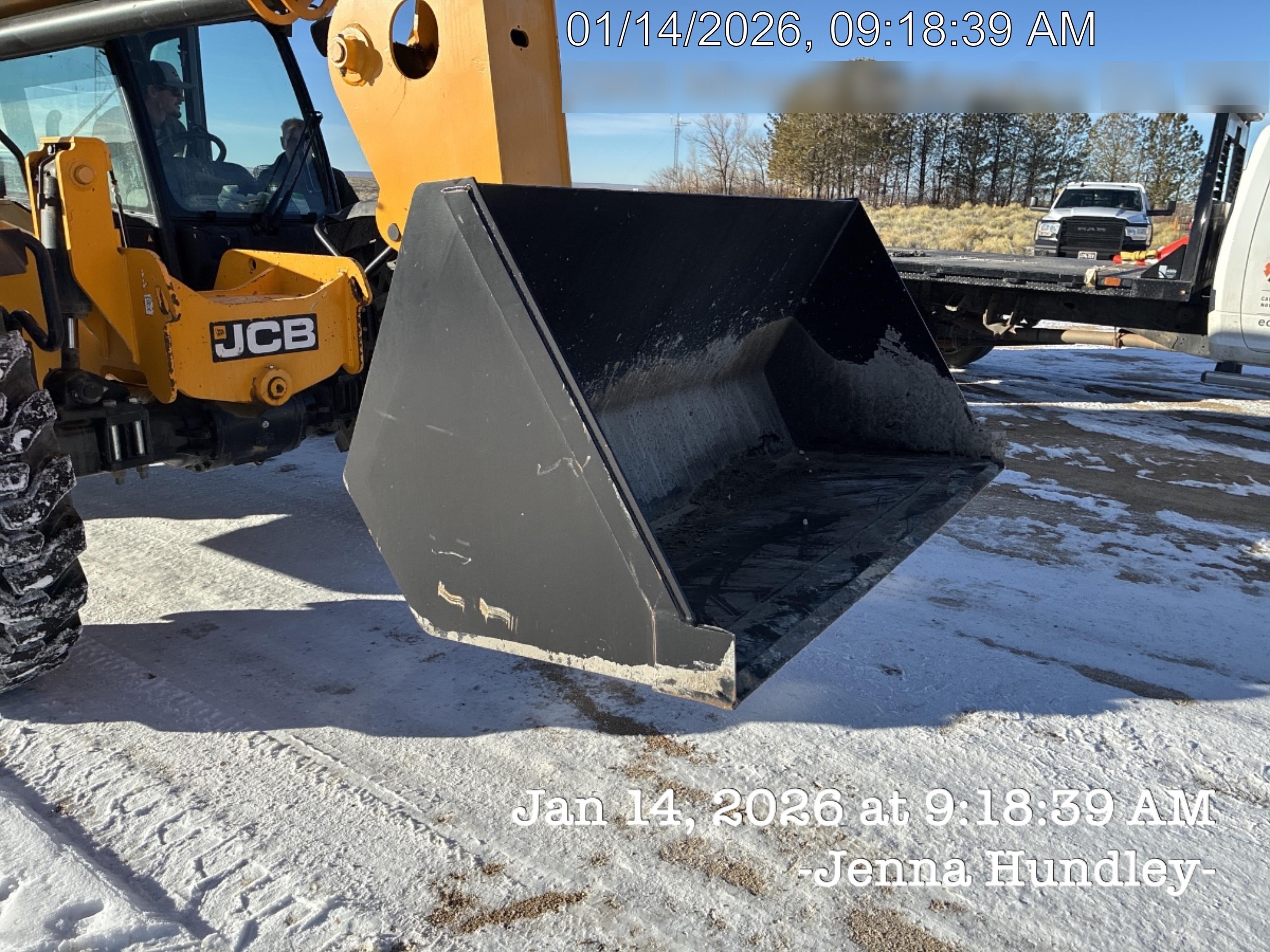 2023 JLG 1001100822
