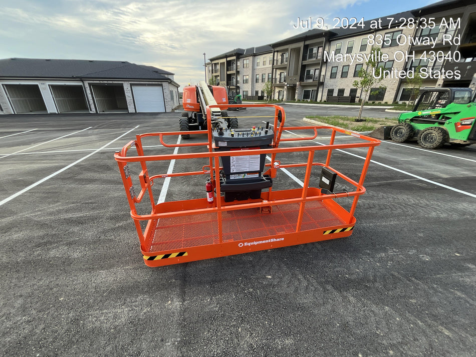 2024 JLG 660SJ