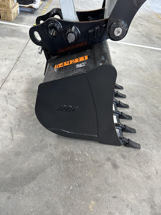 2025 TAKEUCHI 36" Bucket - Takeuchi