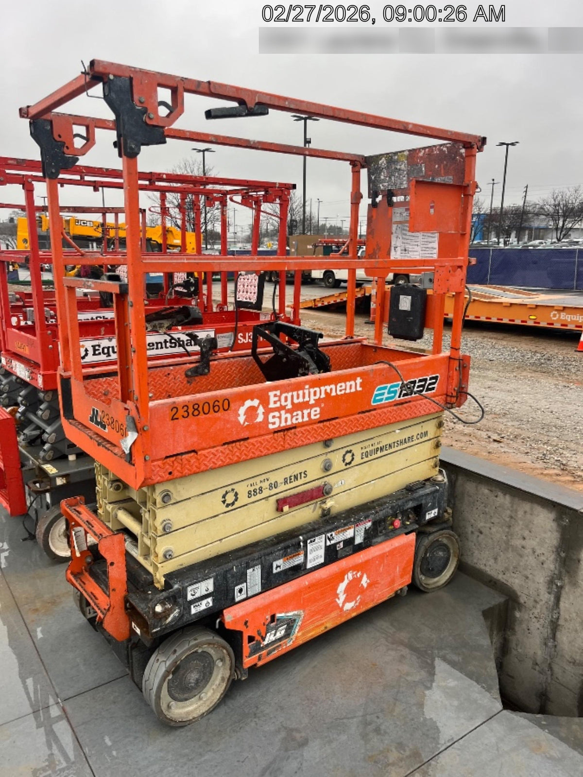 2022 JLG ES1932