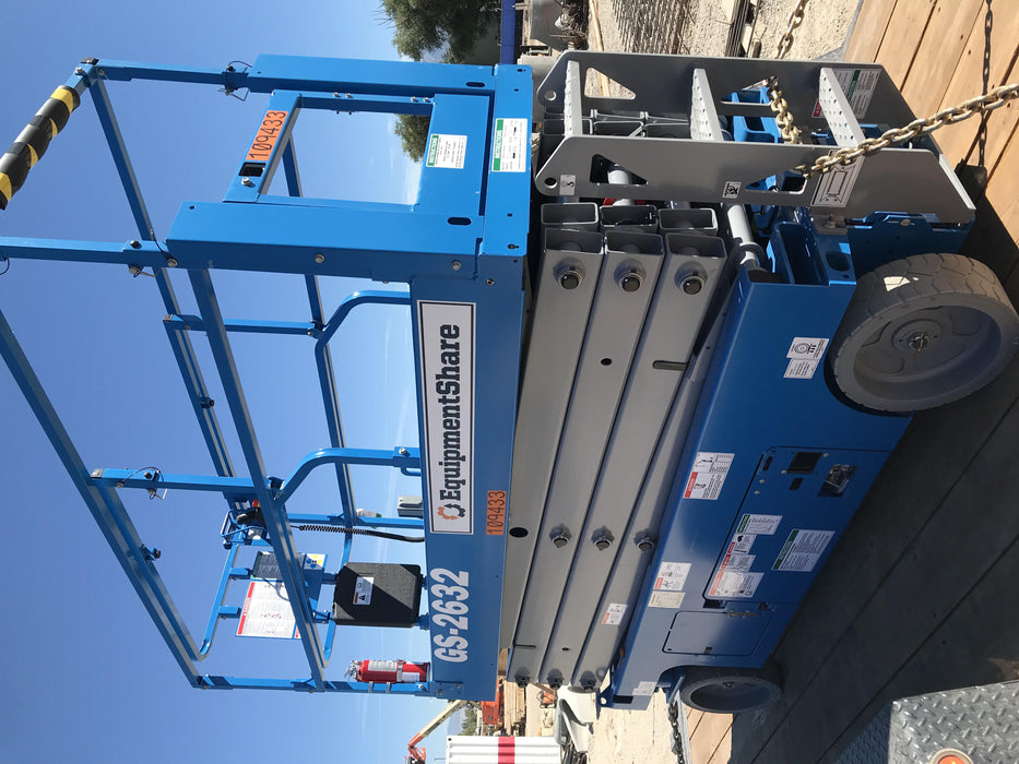 2020 Genie GS-2632 Solid NM Tires, Folding Rails with Half-Height Swing Gate, Beacon