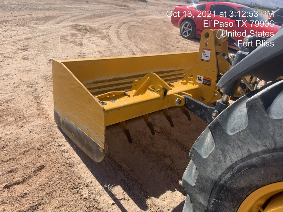 2020 John Deere 210LEP Canopy, 4WD, Second rear hydraulic cylinder, Light Package, Wheel weights