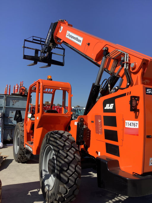 2020 Skytrak 12054 74Hp, Canopy, FF Tires, Work Lights, Beacon, Aux Hydraulics, Back up Alarm, Lifting Eye, ES Decals