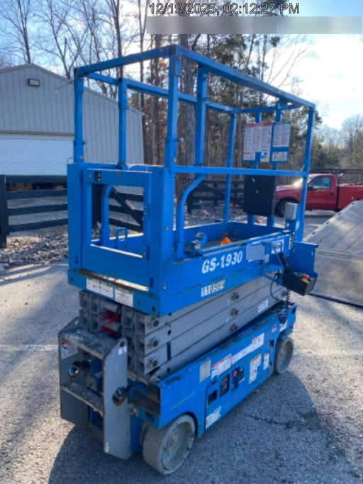 2020 Genie GS-1930 Solid Non Marking Tires, Beacon, Folding rails with half height swing gate