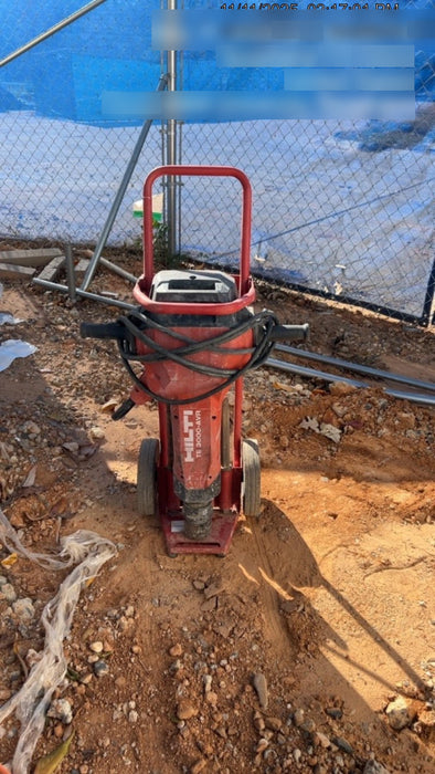 2024 HILTI TE 3000-AVR