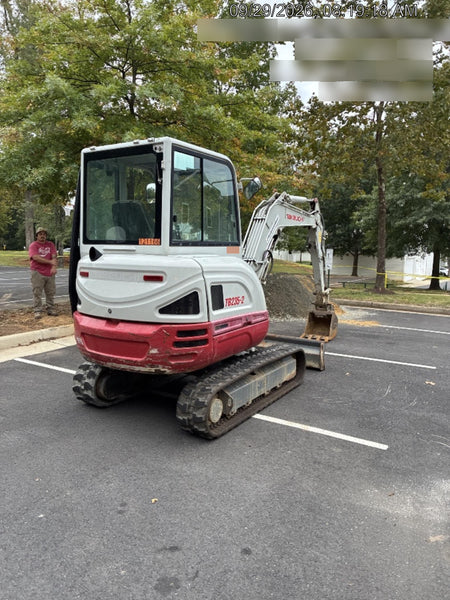 2020 TAKEUCHI TB-235-2CR
