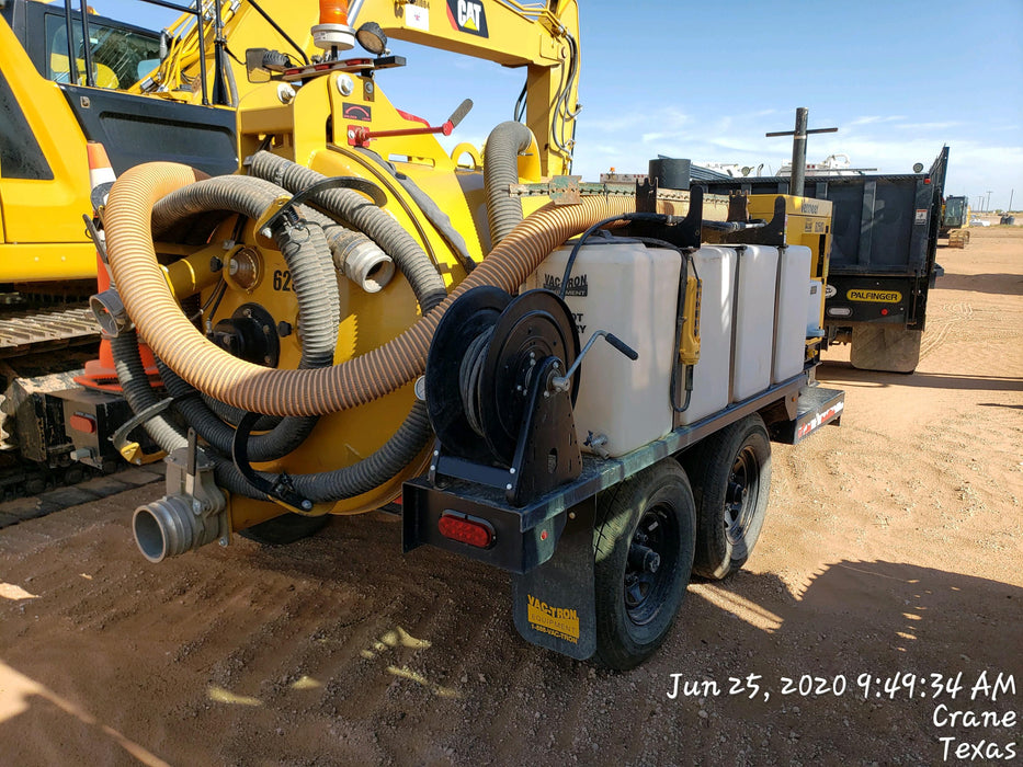 2019 Vac-Tron LP573XDT 24Hp Kohler Diesel, 500 Gal Debris Tank, 500 CFM Vacuum Pump, x2 100 Gal Water Tanks