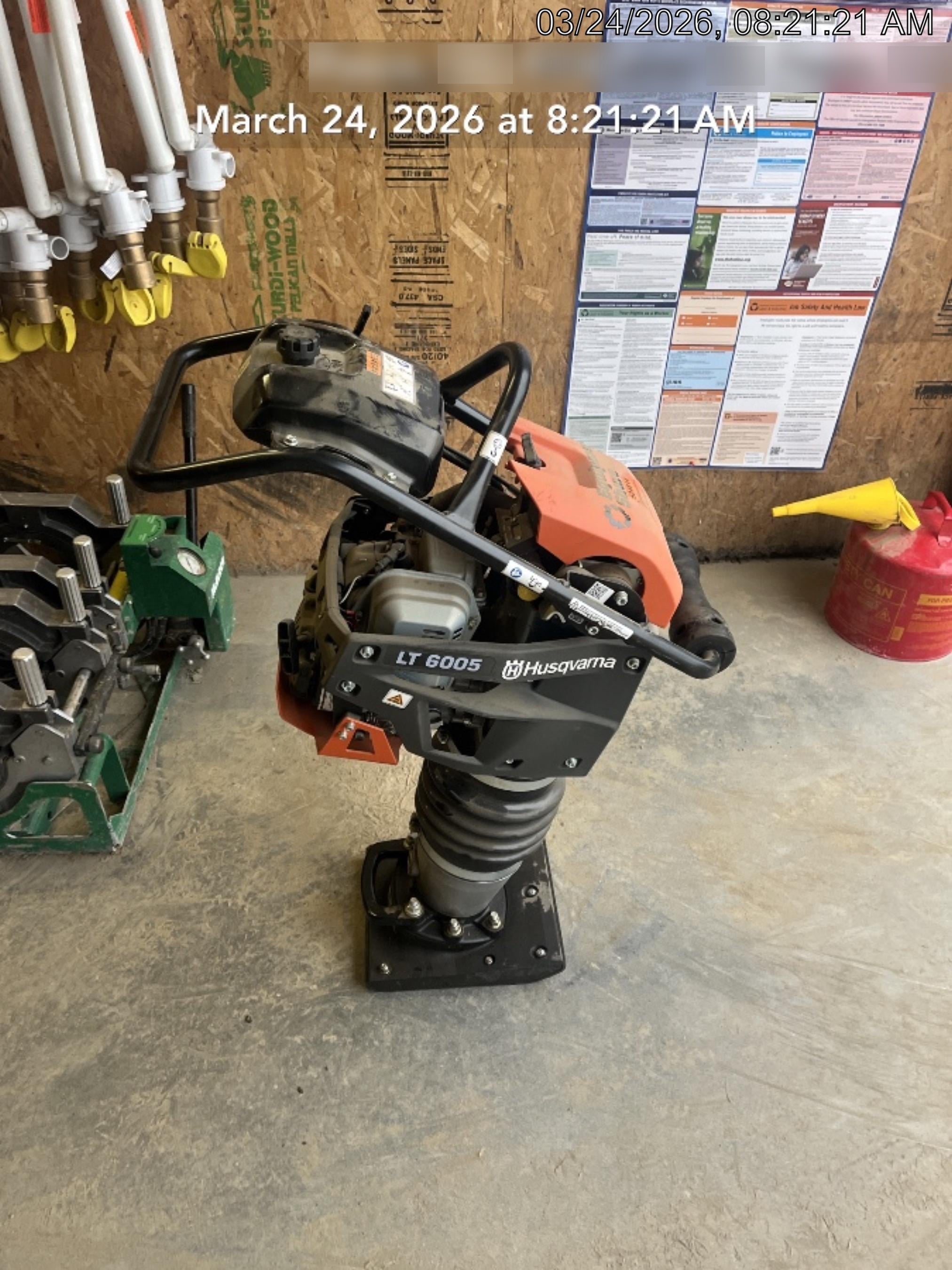 2025 HUSQVARNA LT6005
