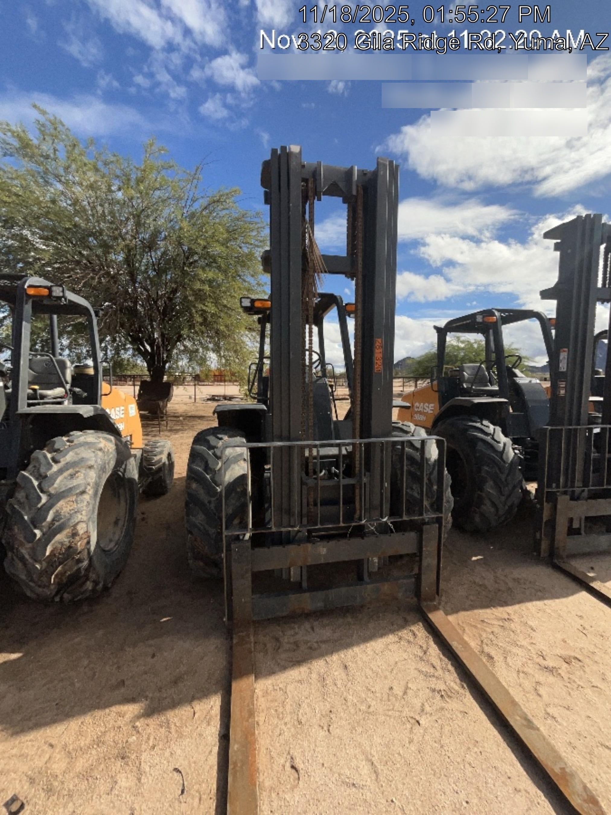 2023 CASE 588H