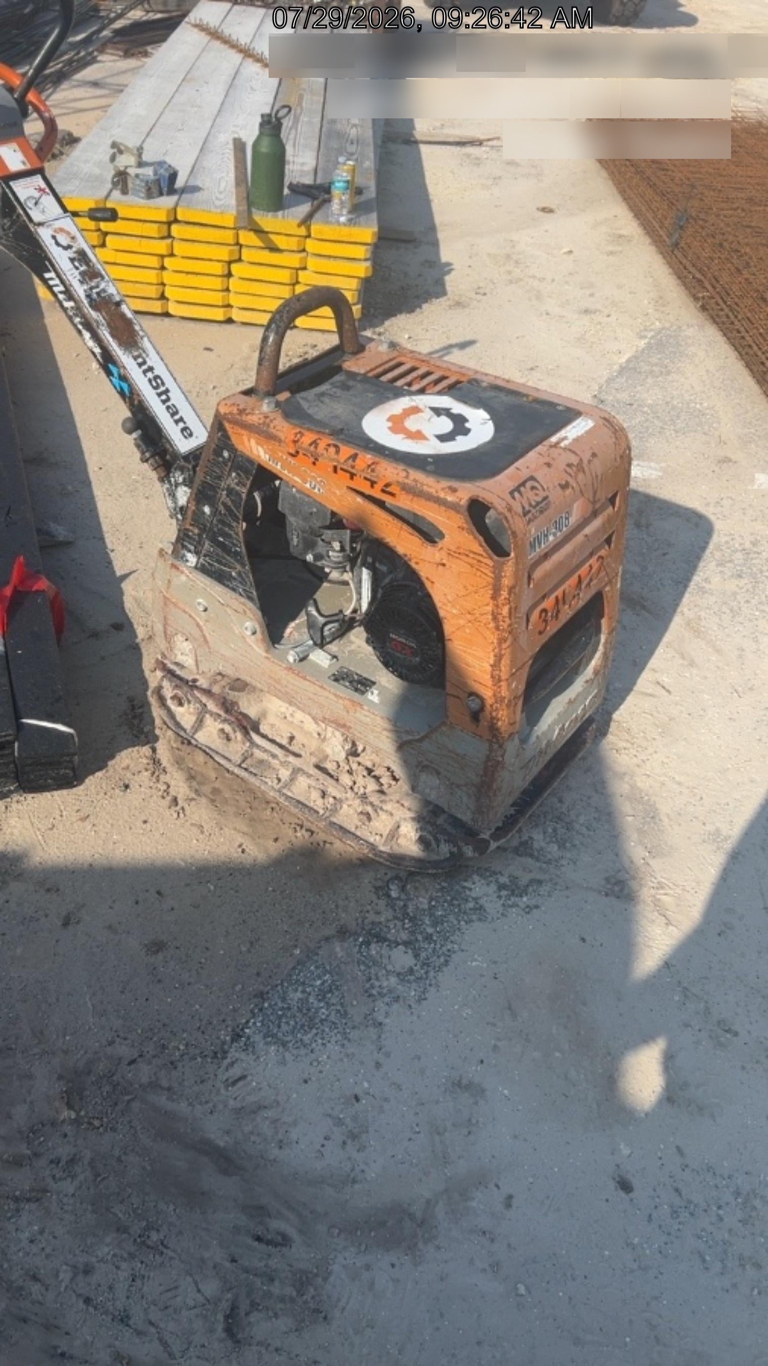 2023 Multiquip MV308GH Honda GX270, 18" Plate, Tachometer