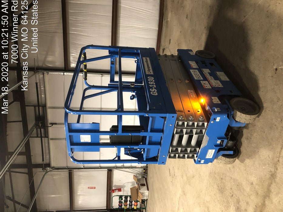 2020 Genie GS-1930 Solid Non Marking Tires, Beacon, Folding rails with half height swing gate