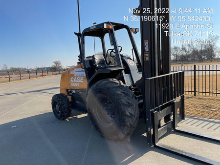 2023 CASE 588H