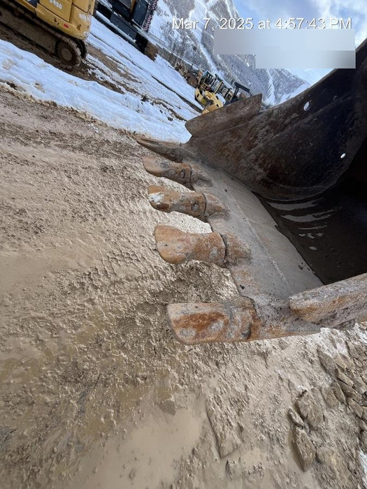 2020 DOOSAN 36"  Bucket - Doosan