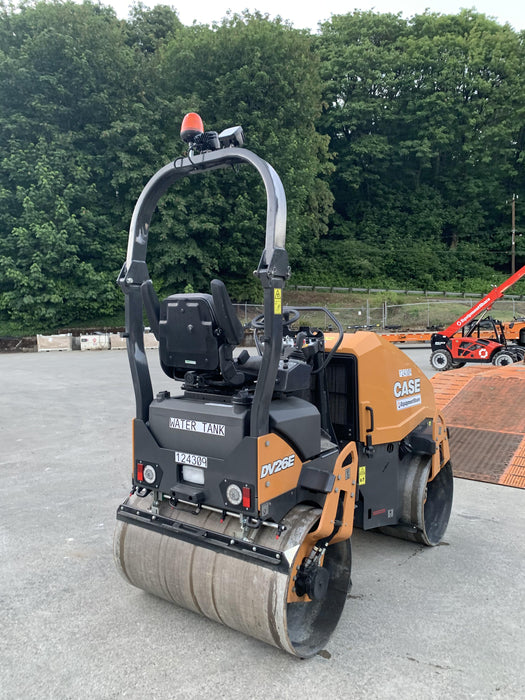2020 CASE DV26E