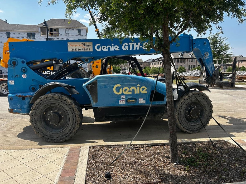 2017 GENIE GTH-844