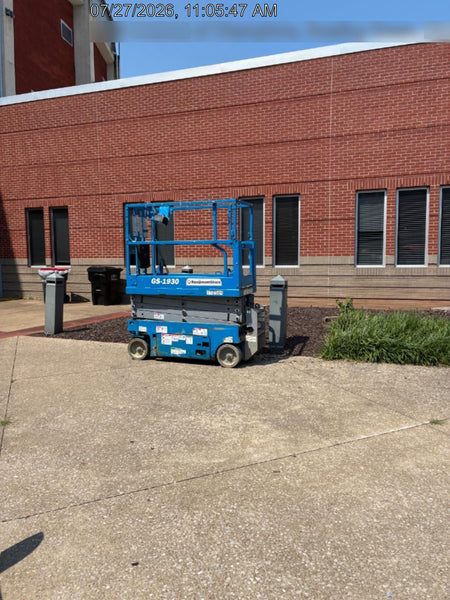 2020 Genie GS-1930 Solid Non Marking Tires, Beacon, Folding rails with half height swing gate