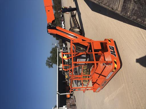 2020 JLG 660SJ