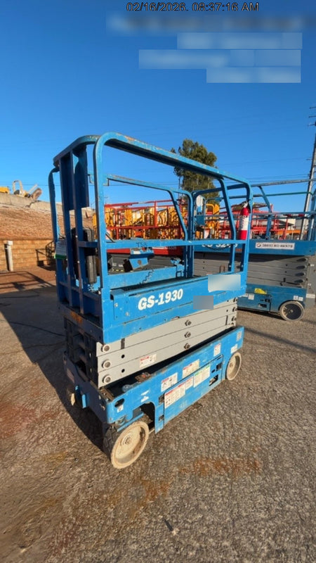 2019 Genie GS-1930 Fixed Rails with Chain Entry