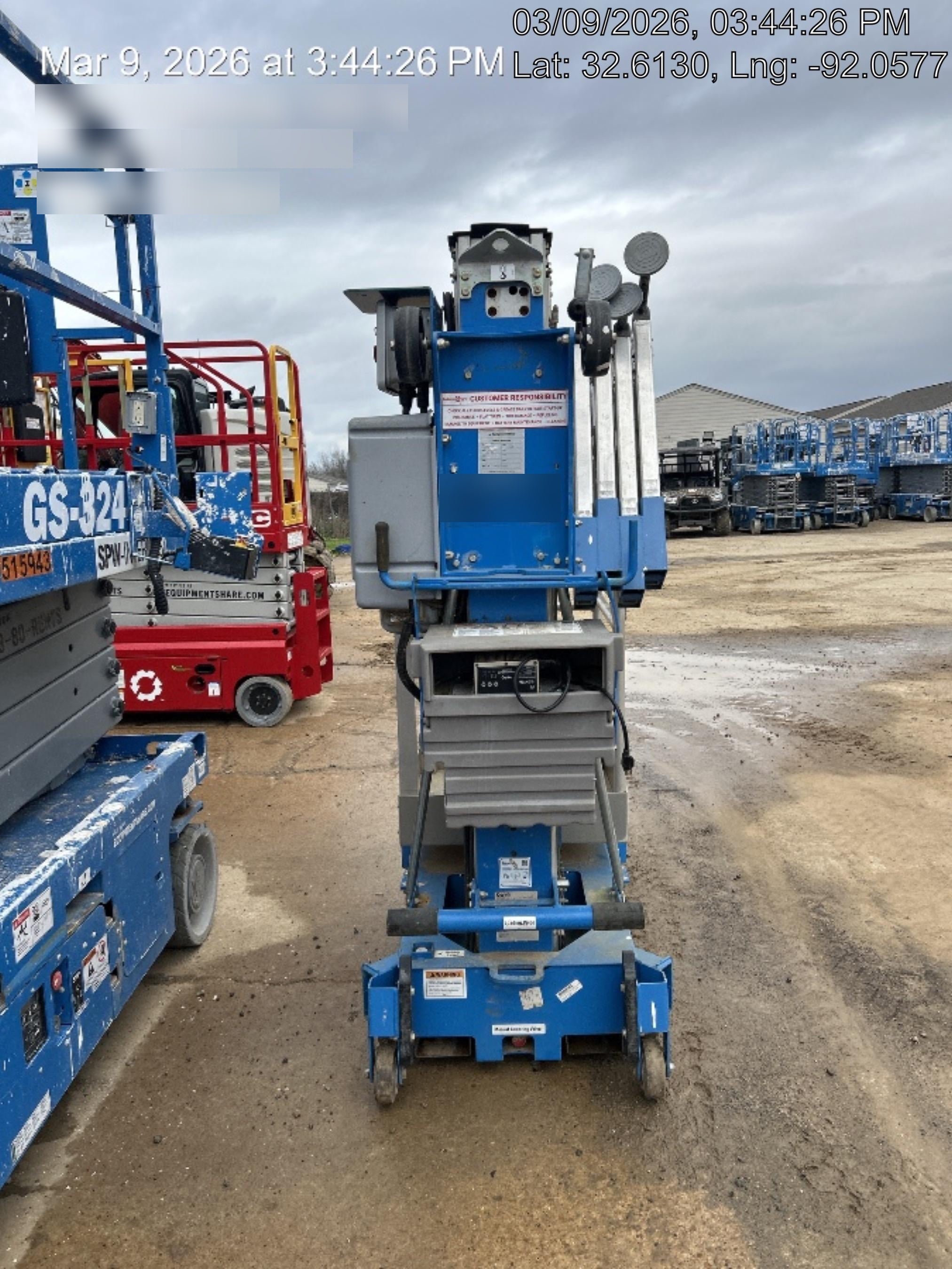 2019 GENIE AWP-30S
