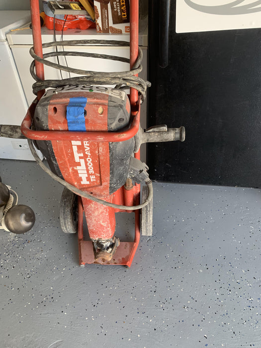 2020 HILTI TE 3000-AVR