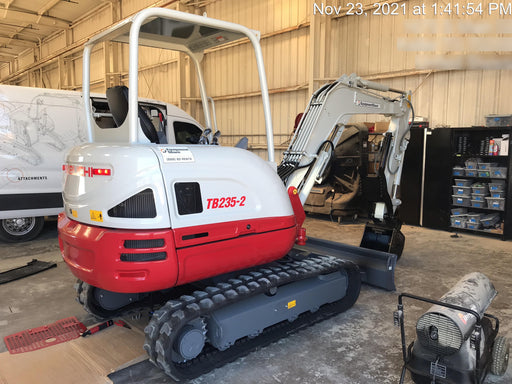 2021 TAKEUCHI TB235-2R