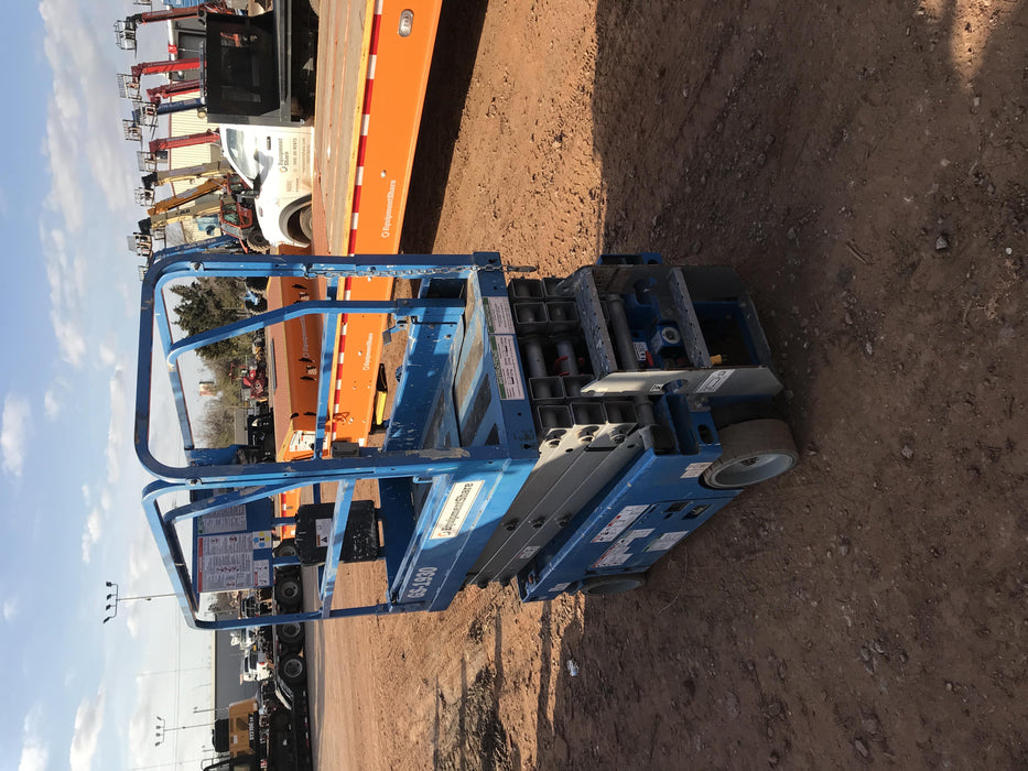 2019 Genie GS-1930 Fixed rails with chain Entry