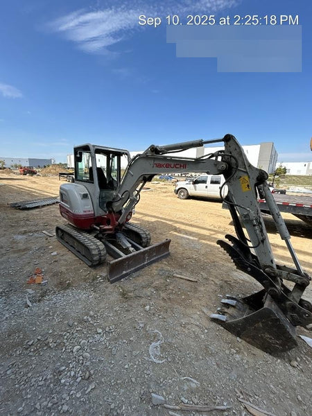 2020 TAKEUCHI TB235-2CR