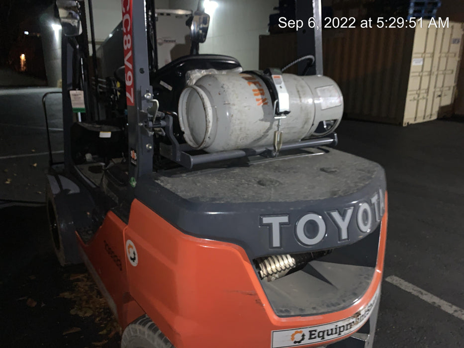 2022 TOYOTA 8FGU25 LP w/ Scale