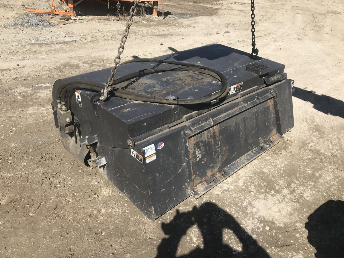 2020 PALADIN Sweepster SB72