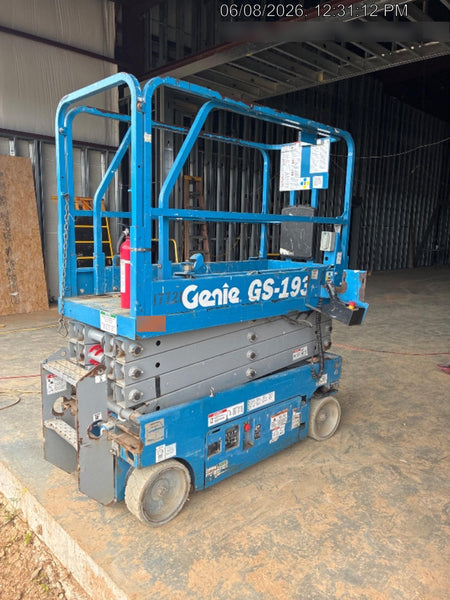 2018 Genie GS-1930 Genie GS-1930 w/Fixed Rail, Chain Entry
