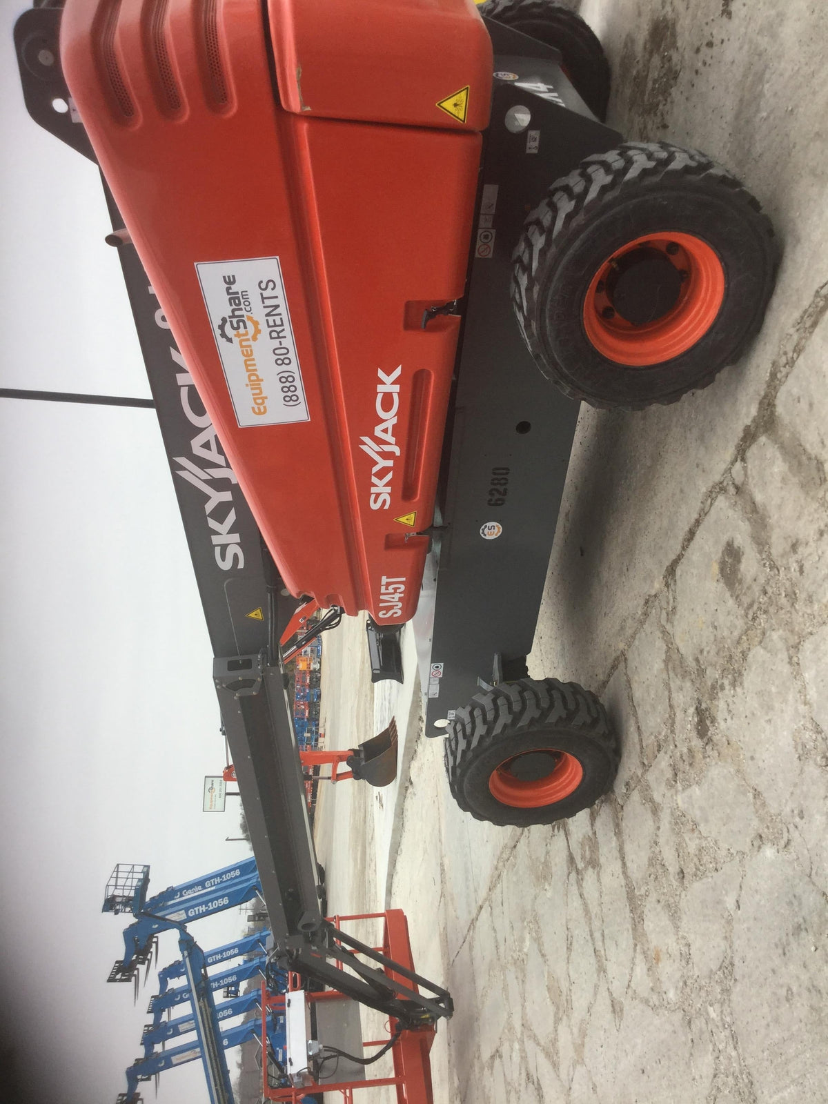 2017 SKYJACK SJ45T+