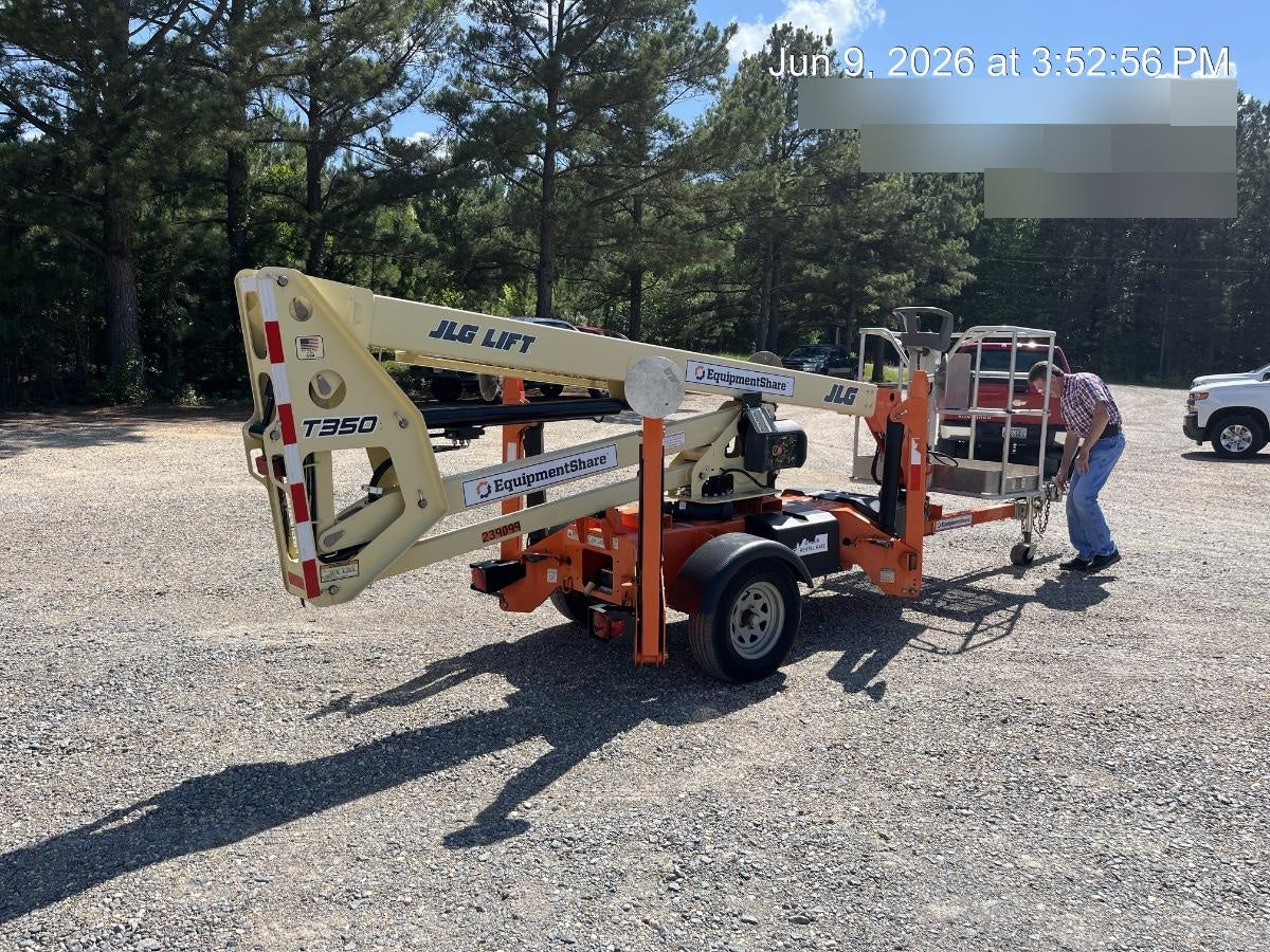 2022 JLG T350