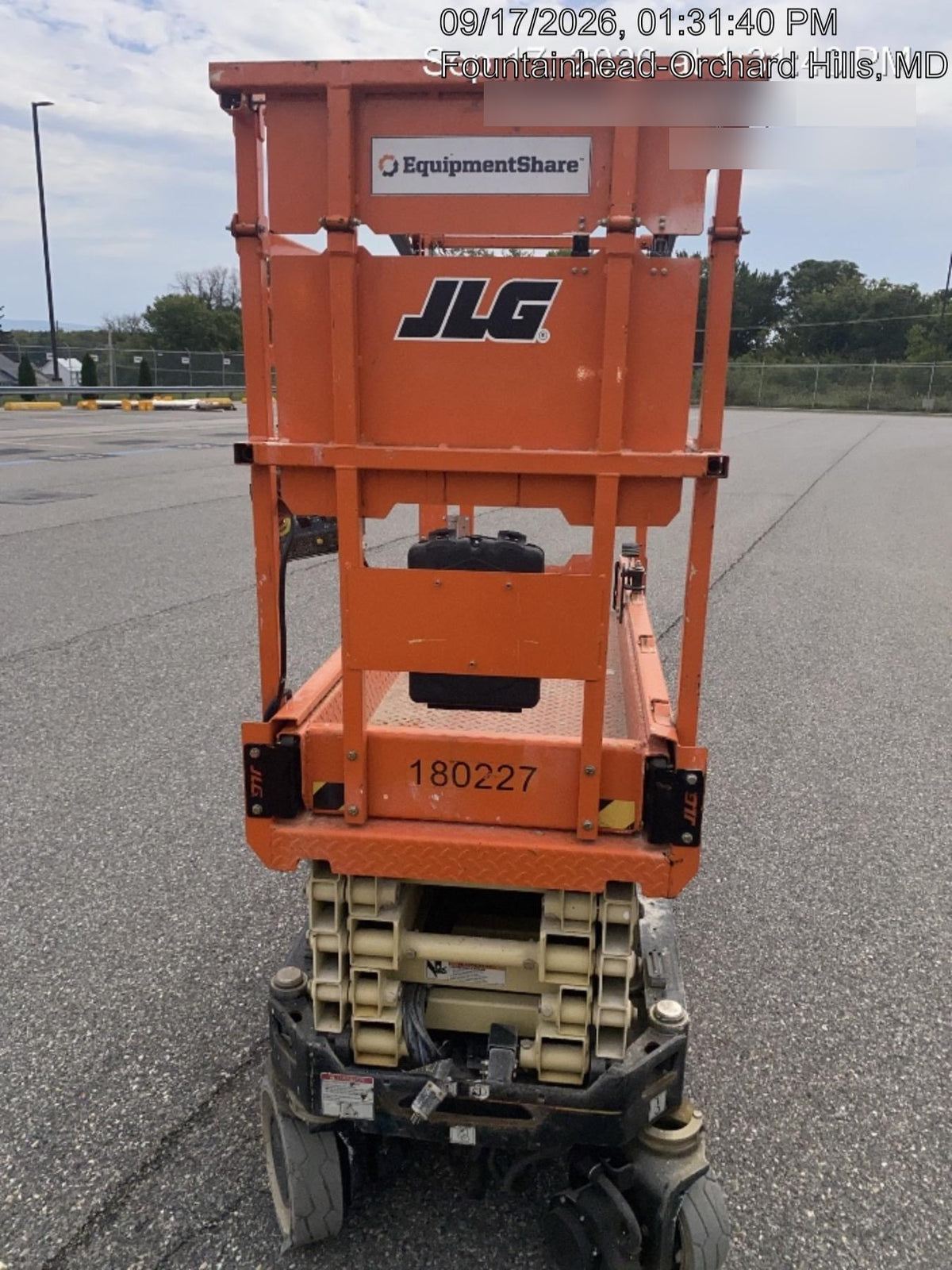 2021 JLG ES1932