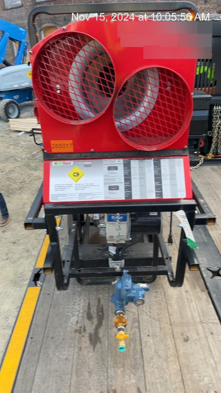 2022 Vac-Tron LP573XDT T4 Koehler Diesel Engine, 500 Gallon Debris Tank, x2 100 Gallon Water Tanks