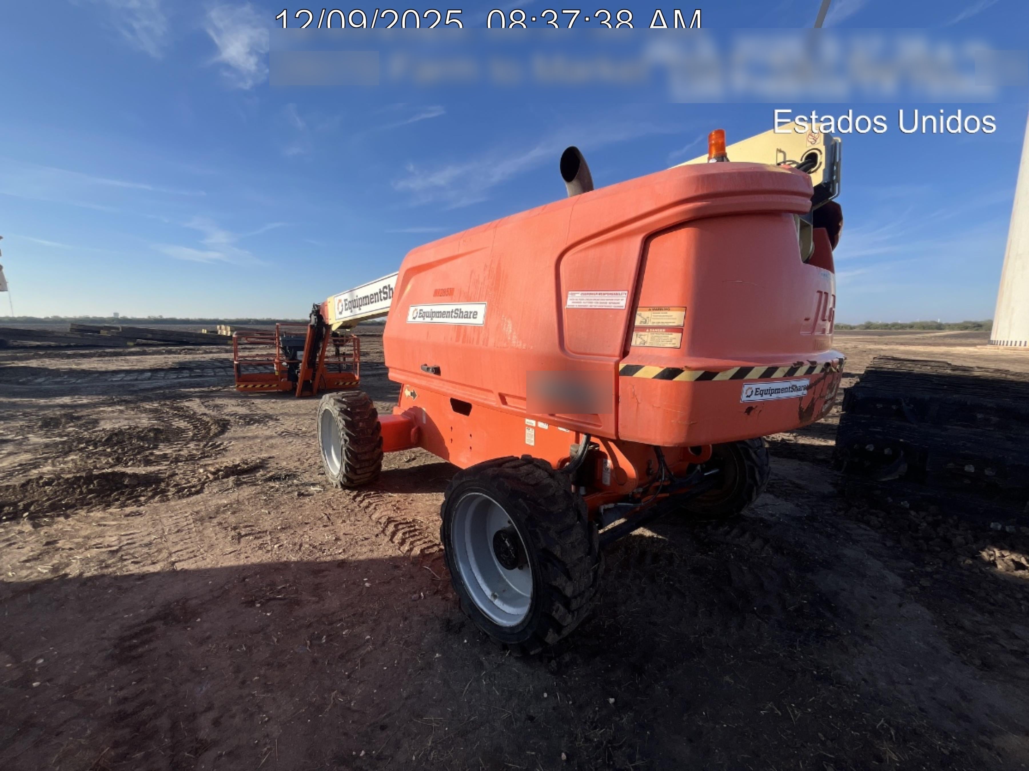 2020 JLG 660SJ