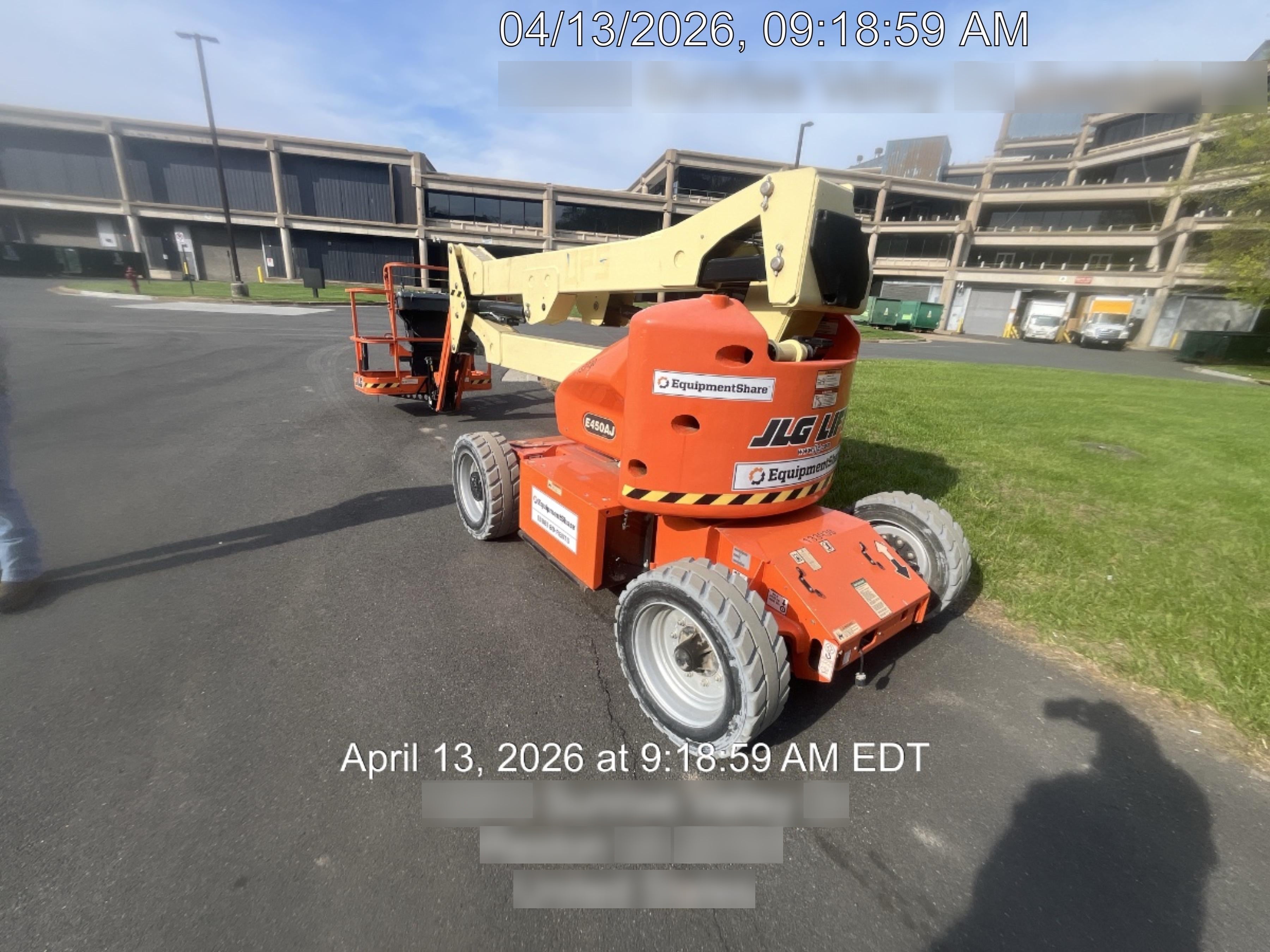 2021 JLG E450AJ