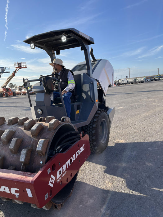 2023 DYNAPAC CA1300D