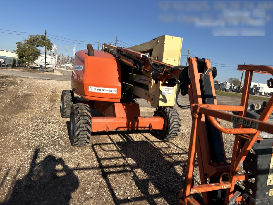 2019 JLG 450AJ