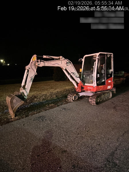 2022 TAKEUCHI TB235-2CR