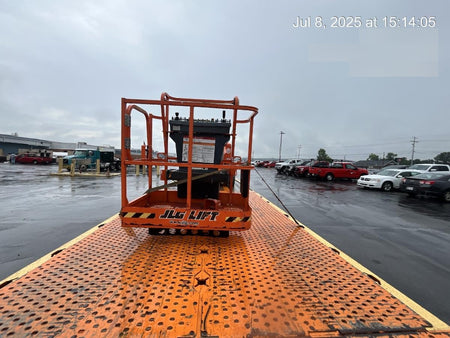 2021 JLG E400AJP Narrow
