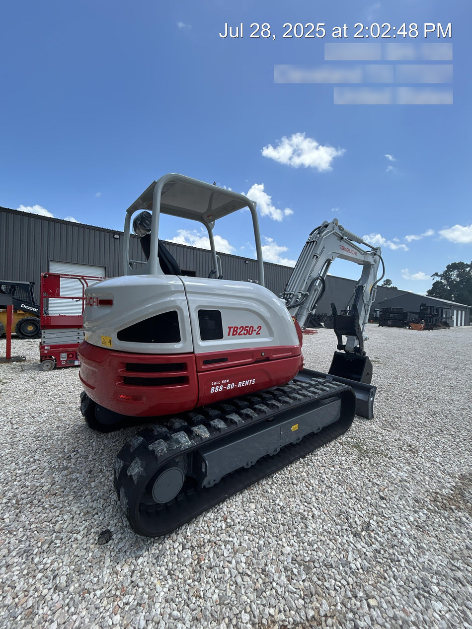 2025 TAKEUCHI TB250-2R