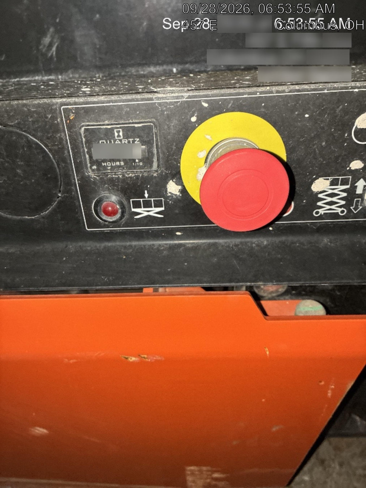 2022 JLG ES3246