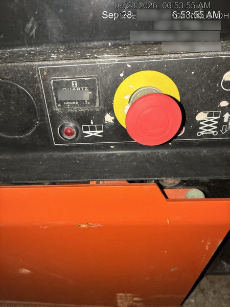 2022 JLG ES3246