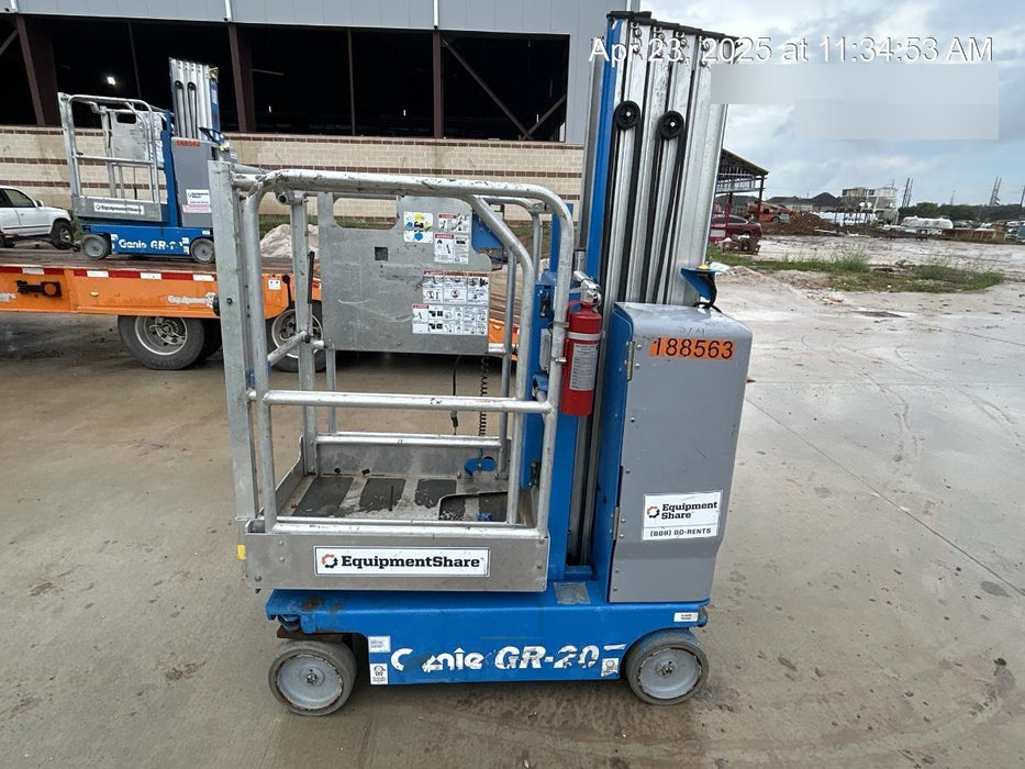 2021 GENIE GR-20